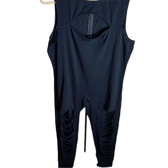 Hot Topic Distressed One piece Jumpsuit Romper Black Plus Size - Picture 1 of 5